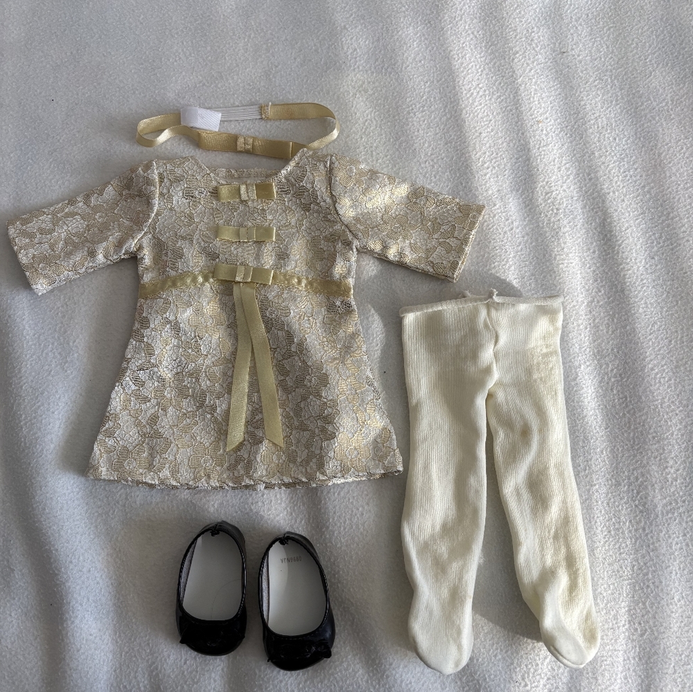 AMERICAN GIRL DOLL Melody's Holiday Outfit Set